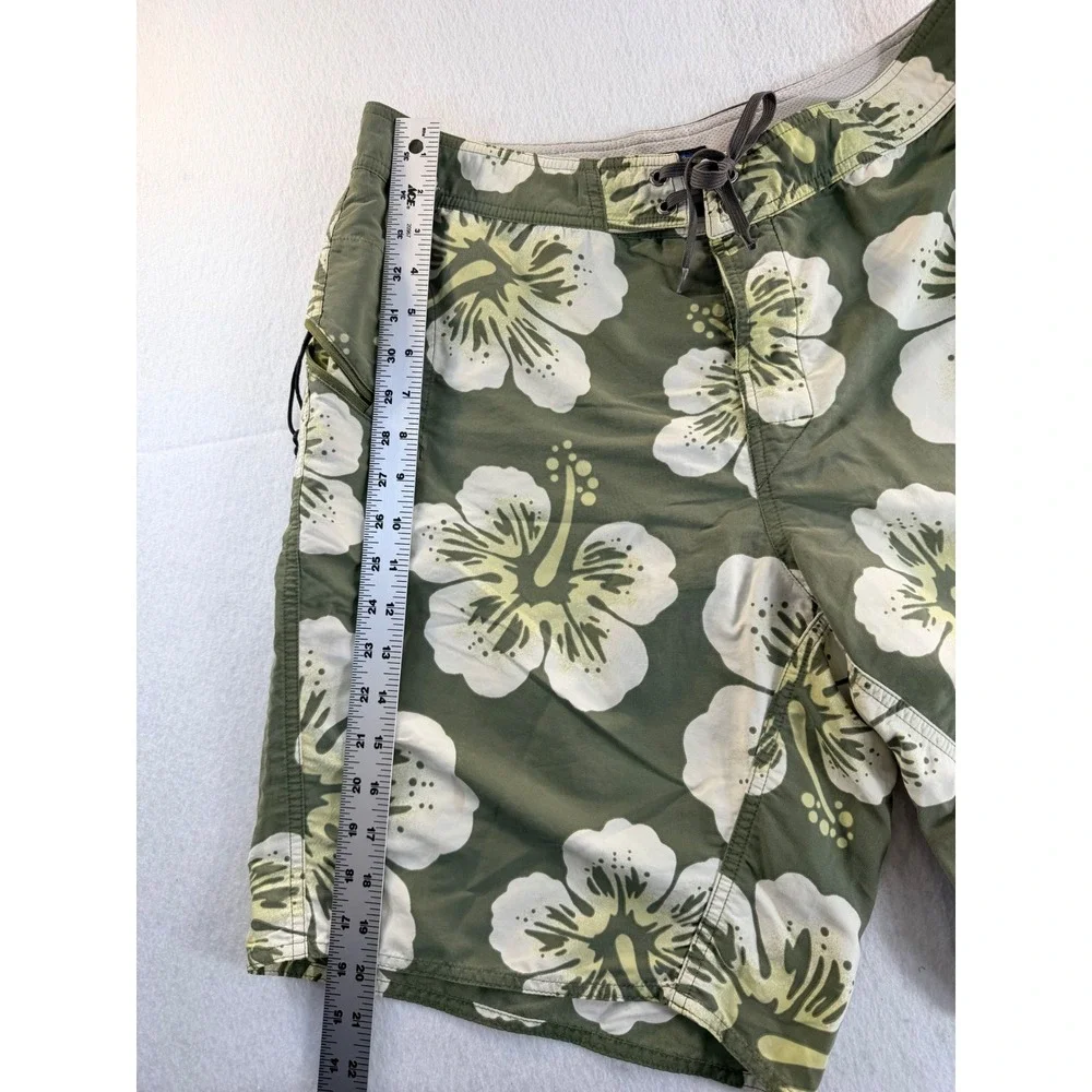Patagonia Mens 36 Board Shorts Olive Green White Hibiscus Floral Swim Trunks